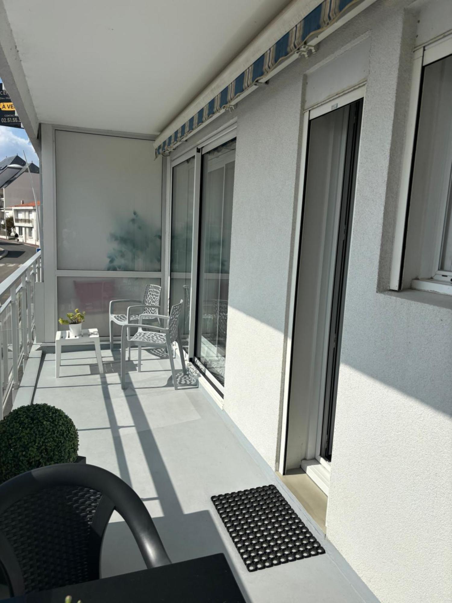 Vue Panoramique Port Et Ocean Lägenhet Saint-Gilles-Croix-de-Vie Exteriör bild